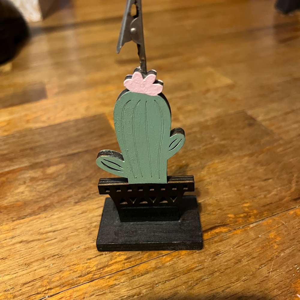 Cactus Photo Holder